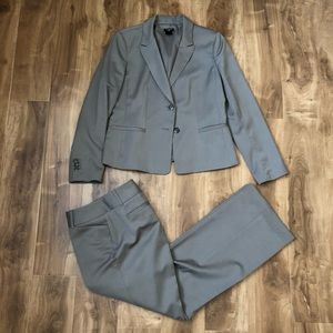 Ann Taylor Vertical Striped Pant Suit Set